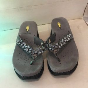 Volatile Heel Sandal